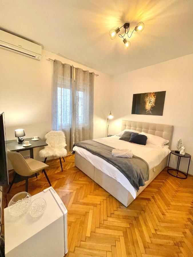 Ferienwohnung Studio Manu Split Exterior foto